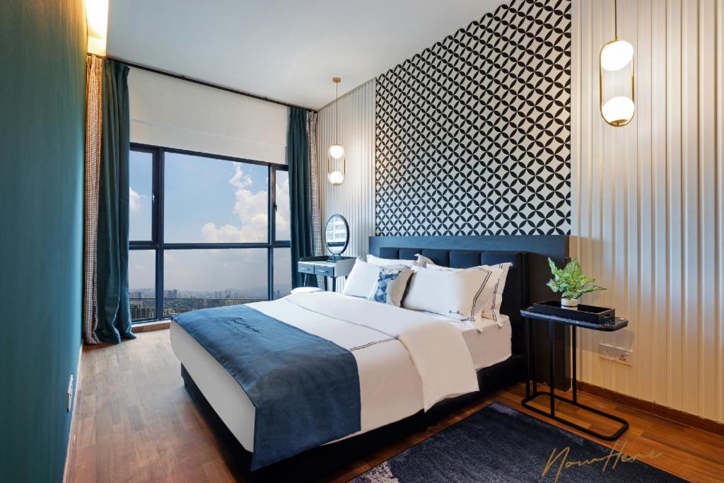 Nowhere 2Br & 2Bath Apartment With Balcony @ Reizz Residences Kuala Lumpur Esterno foto
